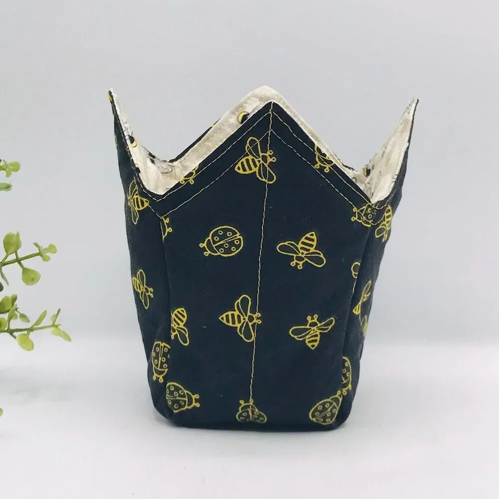 Microwave Pint Size Cozy, Reversible, For Noodles, Ice Cream Gold Bees on Black